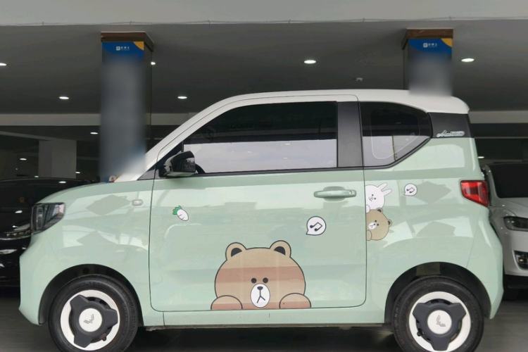 Used Wuling Hongguang MINIEV 2021 Macaron Sandwich Model 170 km Lithium Iron Phosphate