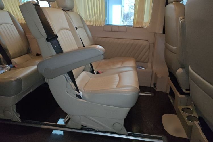 Used Mercedes-Benz Vito 2013 3.0L Elite Edition Left Rear Seat