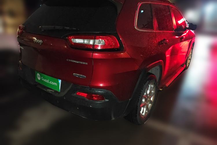 Used Jeep Cherokee 2016 2.0L Superior Edition