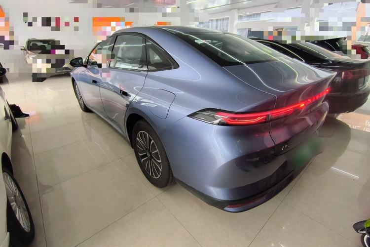 Used Nissan N6 2026 Model 180 Max Exterior 2