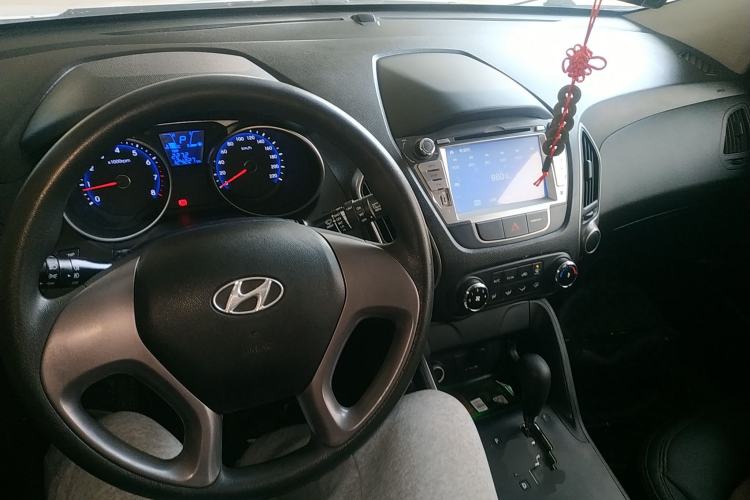 Used Hyundai ix35 2015 2.0L Automatic 2WD Comfort Edition China V Standard