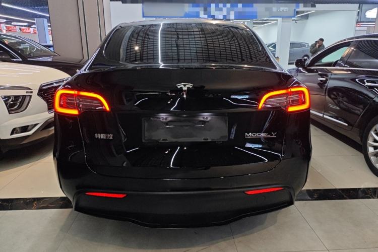 Used Tesla Model Y 2022 Rear-Wheel-Drive Version
