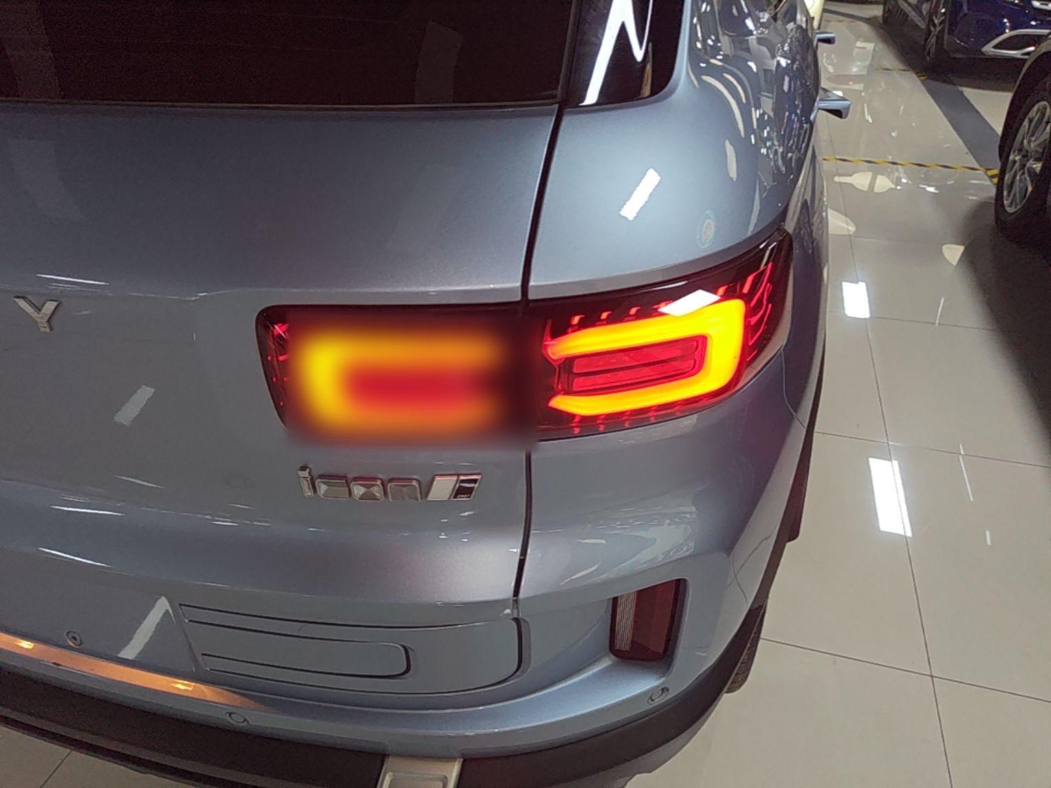 Geely Auto icon 2023 1.5TD Chocolate Smoothie Edition — снимка 9