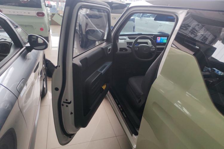 Used Geely Galaxy Panda 2023 Panda Mini 200km Endurance Bear
