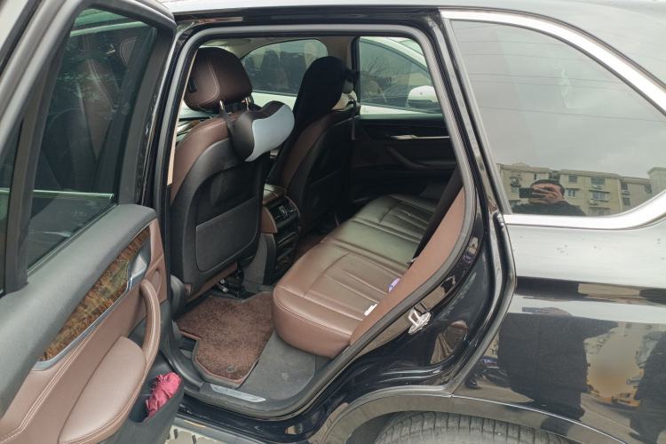 Used BMW X5 2017 xDrive28i
