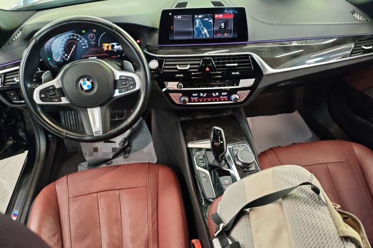 Used BMW 5 Series 2019 530Li Luxury Edition M Sport Package
