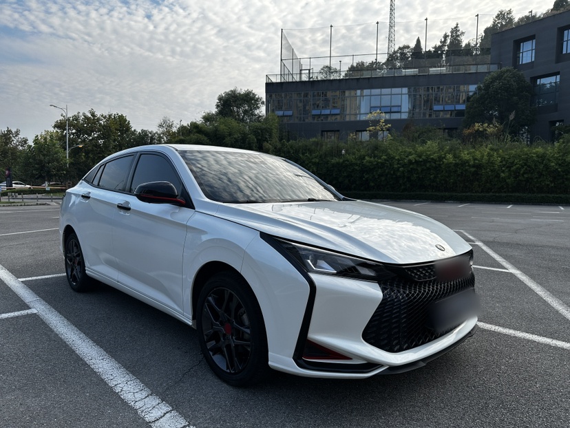 Dongfeng Aeolus Yixuan 2022 230T Automatic Adaptive-Beam Knight Edition — снимка 3