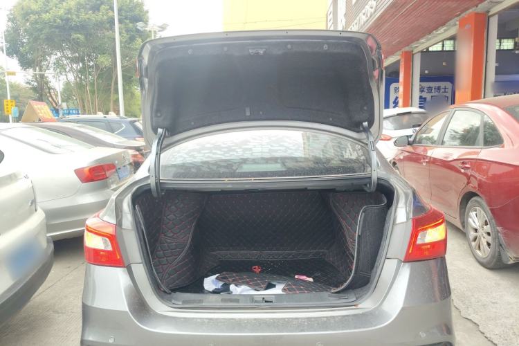 Used Nissan Sylphy 2019 1.6XV CVT Smart Connect Luxury Edition China VI Standard
