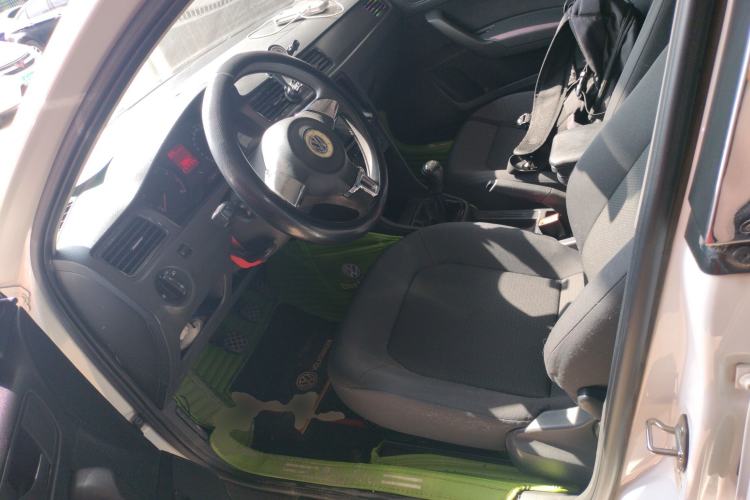 Used Volkswagen Santana 2015 1.4L Manual Fashion Edition