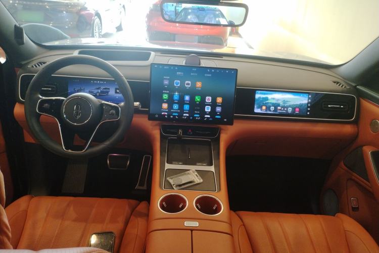 Used Hima AITO M7 2026 Model Range-Extending Ultra All-Wheel Drive 5-Seater Version Center Console