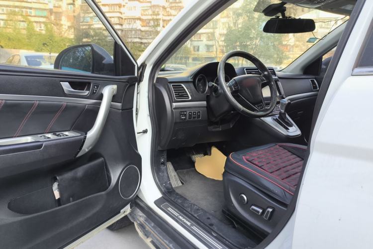 Used Haval H6 2015 Sport Edition 1.5T Automatic Two-Wheel Drive Luxury Model
