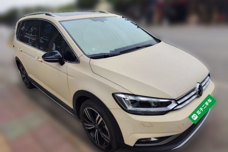 Used Volkswagen Touran 2021 Volkswagen Touran L 280TSI DSG Boundary Edition 7-Seater
