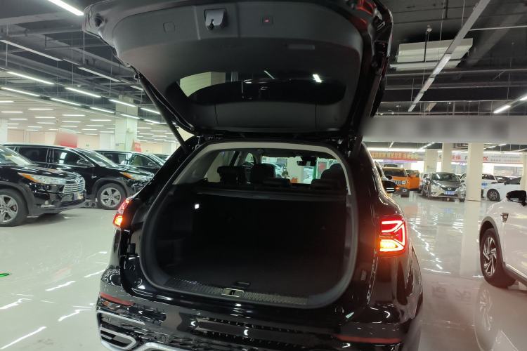 Used Hongqi HS5 2025 2.0T Two-Wheel Drive Flagship Pro Edition