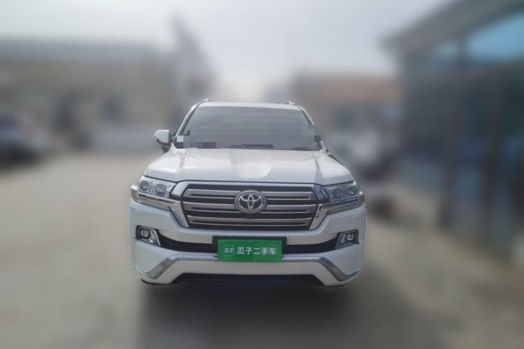 Used Toyota Land Cruiser  Front