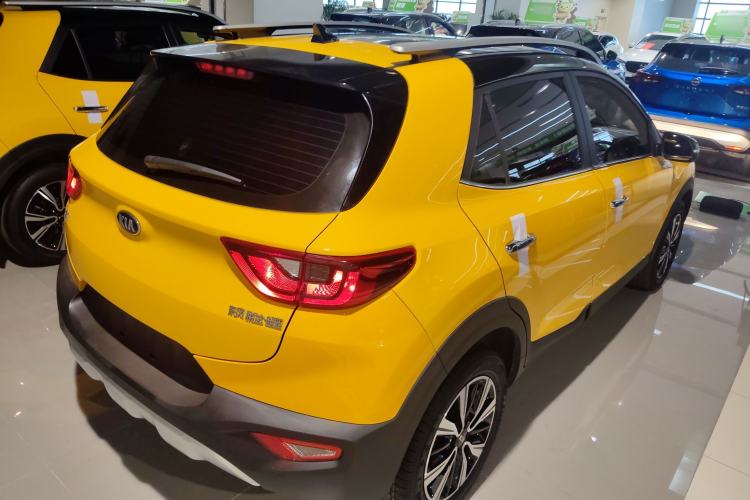 Used Kia kx1 Stonic 2021 1.4L CVT Fun & Sunroof Model Rear Right 45 Deg