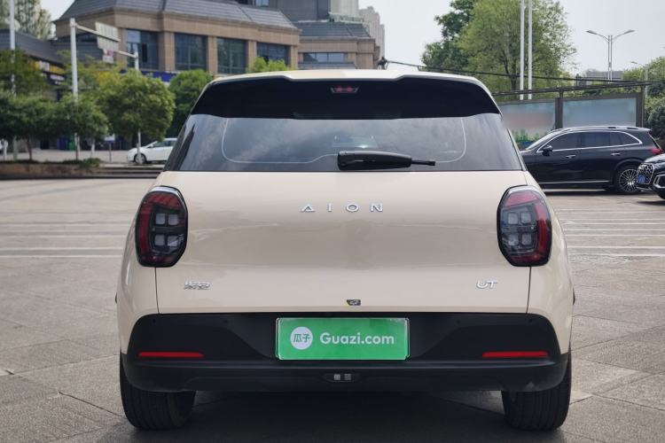 Used AION UT 2025 420 Prestige Edition Exterior 5