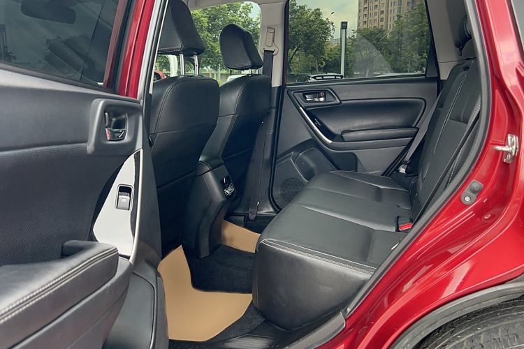 Used Subaru Forester 2016 2.5i Prestige Navigation Edition
