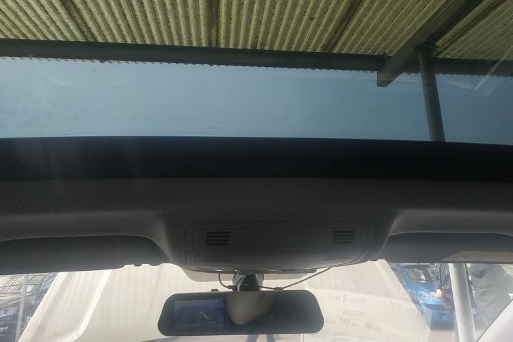 Used Volkswagen Tharu 2019 280TSI Two-Wheel Drive Luxury Version China VI Standard Headliner