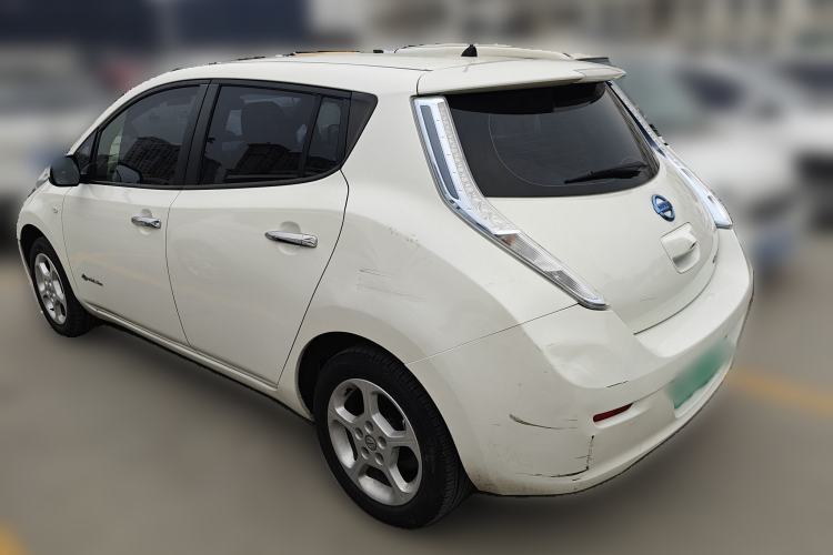 Used Venucia Leaf 2014 Navigation Version 6.6 KW