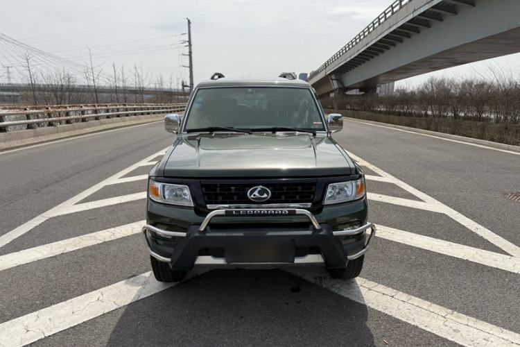 Used Leopaard Q6 2015 2.4L Manual 4x4 Excellence Edition
