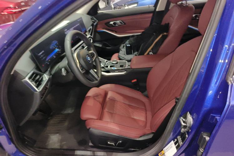 Used BMW i3 2024 eDrive 35 L Left Front Seat