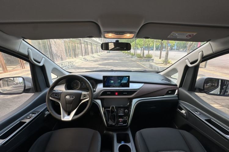 Used JAC Refine M3 2024 PLUS 2.0L HEV Smart Connect Edition Interior 1