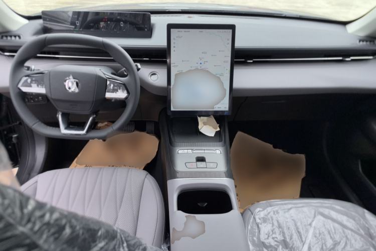 Used CHANGAN Eado PHEV 2025 Smart New Blue Whale 145KM Battleship Edition Center Console