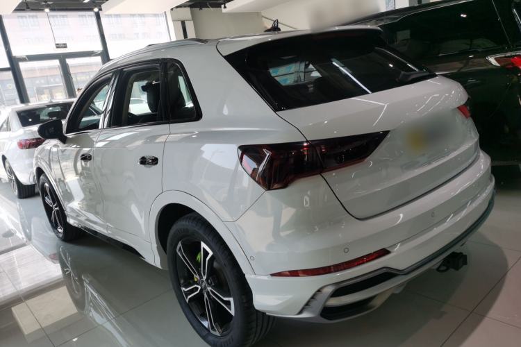 Used Audi Q3 2021 45 TFSI quattro Fashion Dynamic Model
