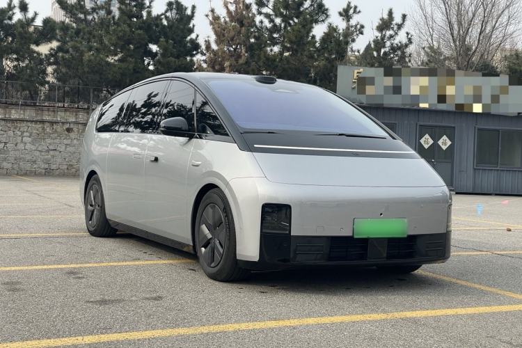 Used Li Auto MEGA 2025 Home Family Special Edition