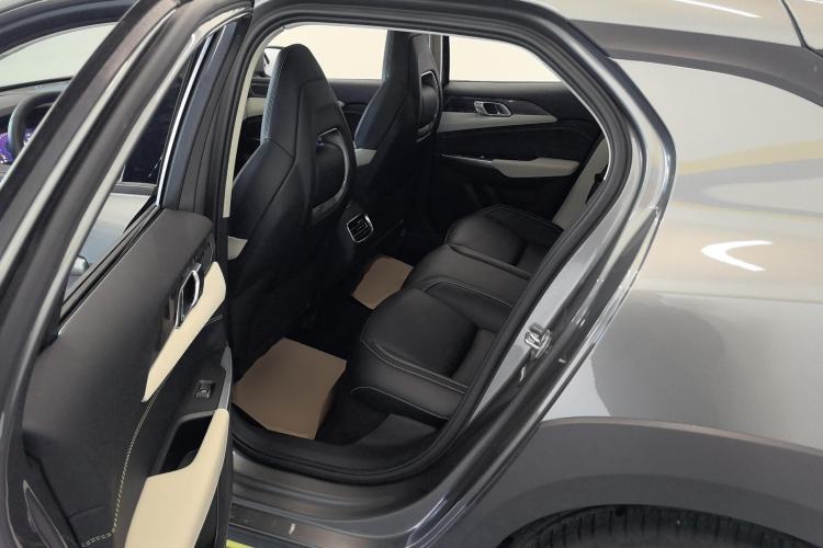 Used Lynk & Co 02 2022 2.0T DCT Shine Plus Left Rear Seat