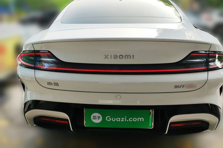 Used Xiaomi Auto SU7 2024 Four-Wheel Drive Ultra-Long Range Advanced Intelligent Driving Max Edition
