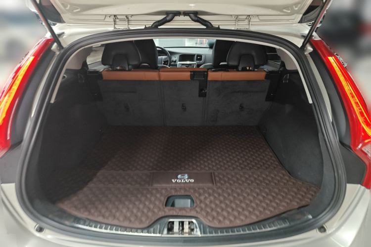 Used Volvo V60 2017 T5 Zhiya Edition China V Standard