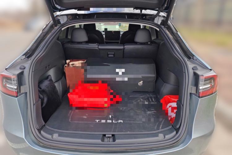 Used Tesla Model Y 2023 Rear-Wheel-Drive Version