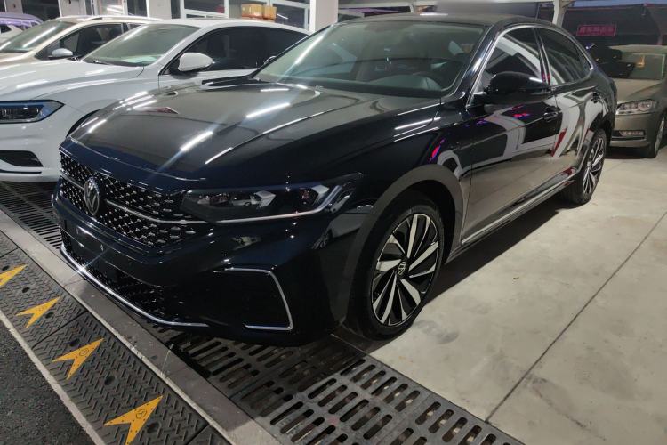 Used Volkswagen Passat 2022 330TSI Starry Elite Edition