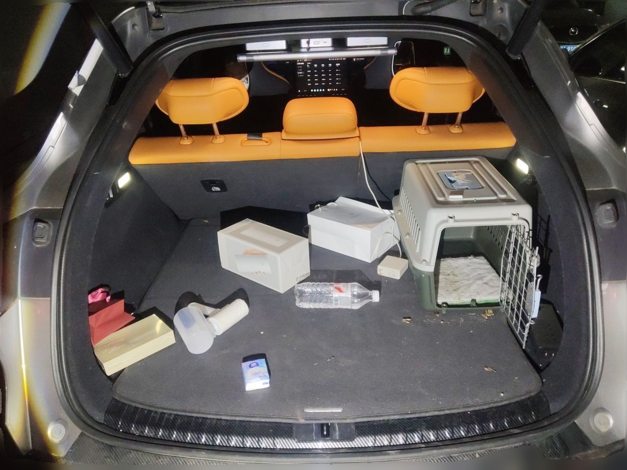 Xiaomi Auto YU7 2025 Ultra-Long Range High-Performance All-Wheel-Drive Max Edition — снимка 19