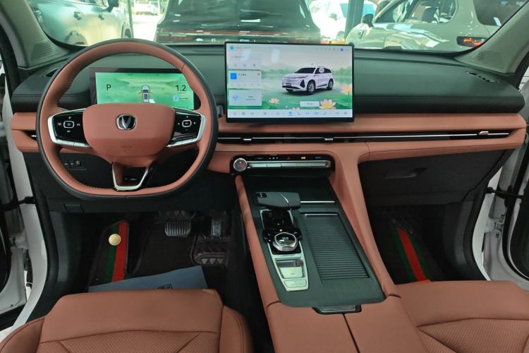 Used CHANGAN CS75 PLUS 2026 Model, Smart Champion Edition 1.5T New Blue Whale Smart Navigation Version
