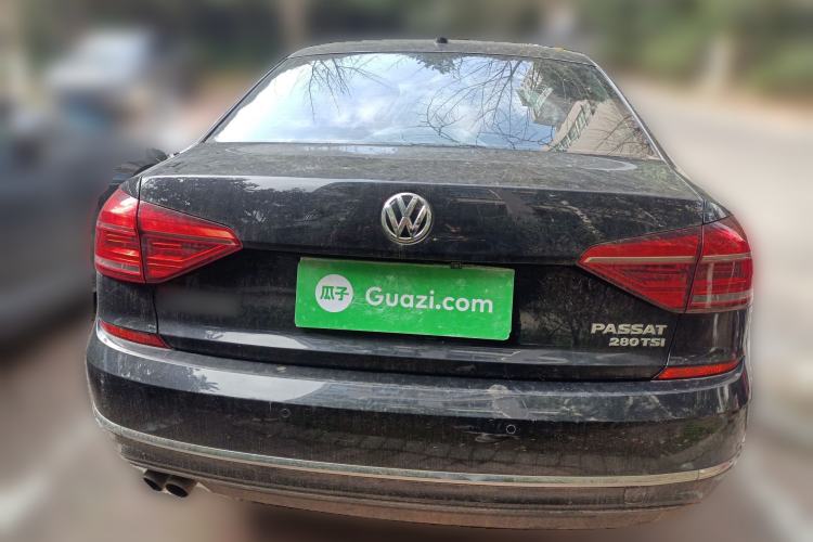 Used Volkswagen Passat 2017 280TSI DSG Luxury Edition
