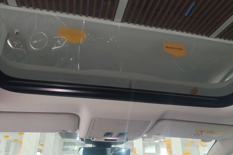 Used Jaguar XEL 2020 2.0T 200 PS S Advanced Elegance Edition Headliner