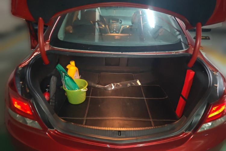 Used Buick Regal 2013 1.6T Automatic Elite Sport Edition Trunk