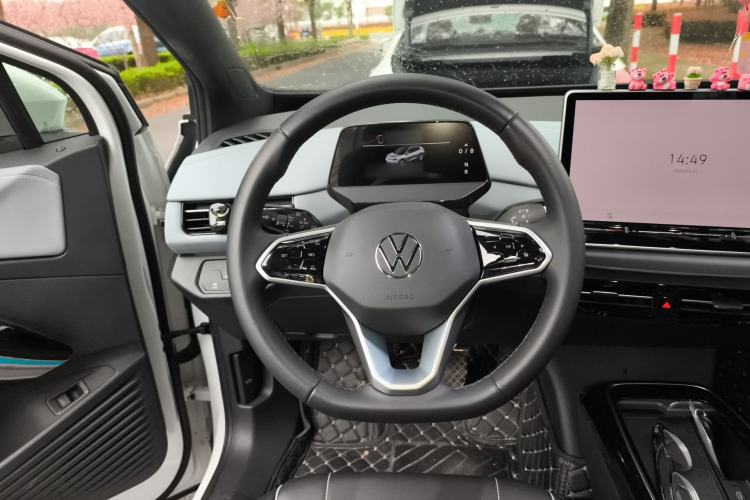 Used Volkswagen ID.4 X 2025 Smart Version Pure & Intelligent Enjoyment Edition