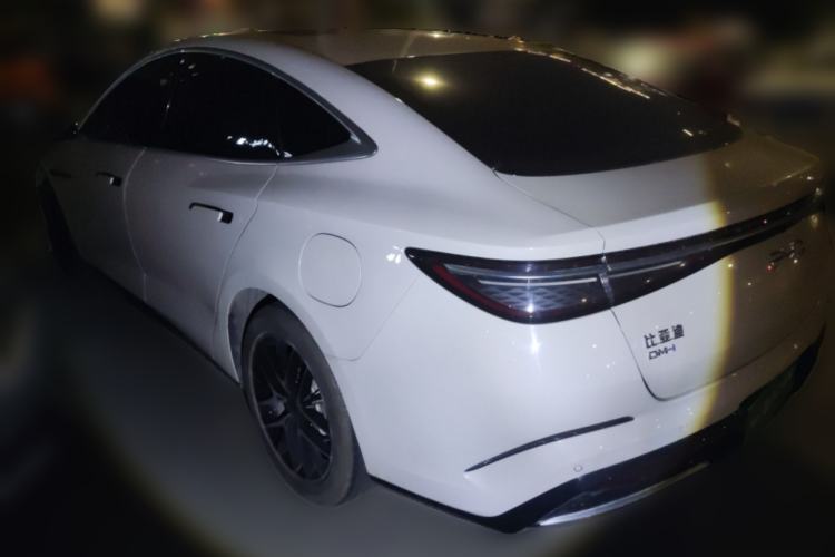 Used BYD Seal 2023 DM-i 1.5L 121km Prestige Model