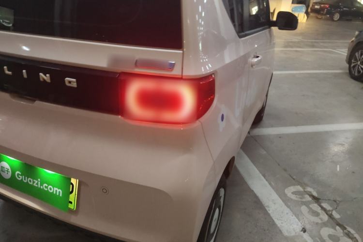 Used Wuling Hongguang MINIEV 2021 Macaron Fashion Edition Lithium-Ion Battery Exterior 3