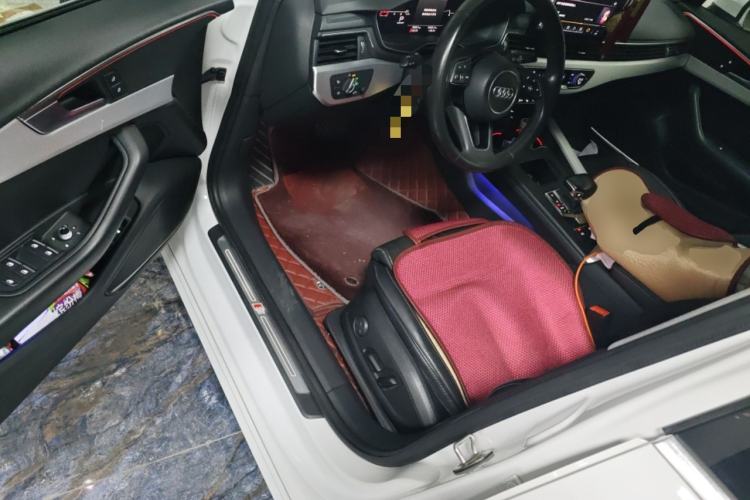 Used Audi A4L 2020 40 TFSI Luxury Dynamic Model
