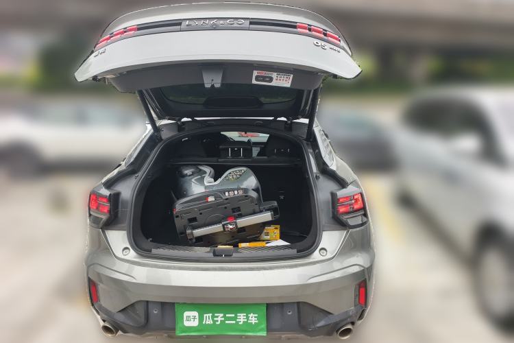 Used Lynk & Co 05 2020 2.0TD Four-Wheel Drive HypeHalo Trunk