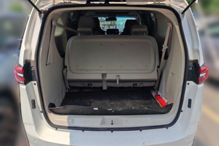 Used Buick GL8 2021 Land Cruiser Executive Class 652T Luxury Model Trunk