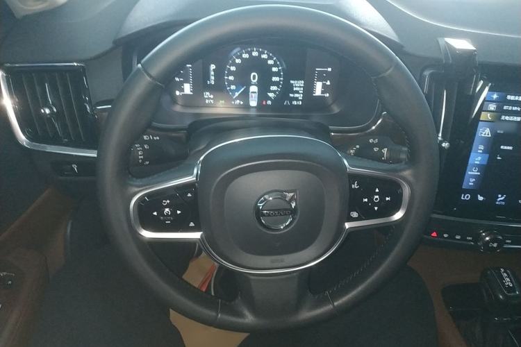 Used Volvo S90 2018 T4 Zhiyuan Edition
