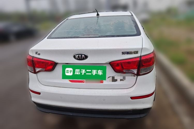 Used Kia K2 2015 Sedan 1.4L MT GLS