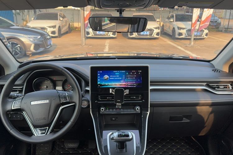 Used Haval M6 2023 PLUS 1.5T DCT Luxury Smart Connectivity Model
