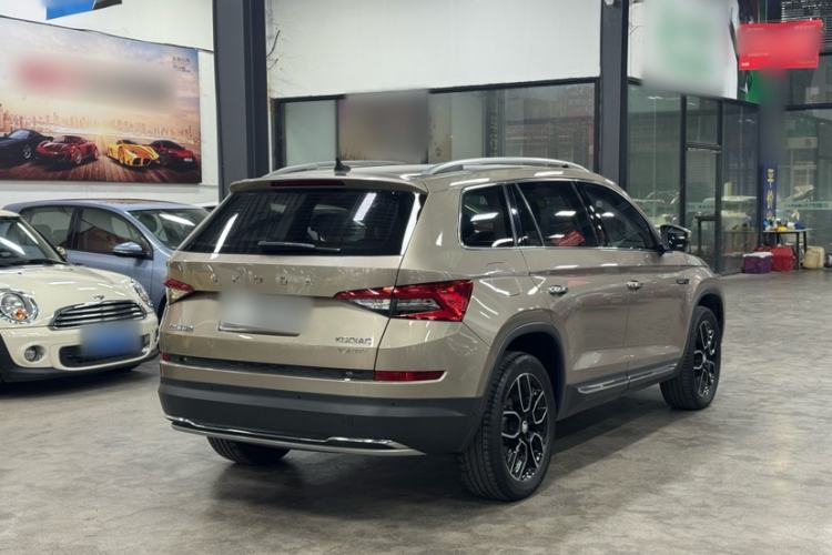 Used Skoda Kodiaq 2021 TSI330 7-Seater Two-Wheel-Drive Luxury Plus Edition
