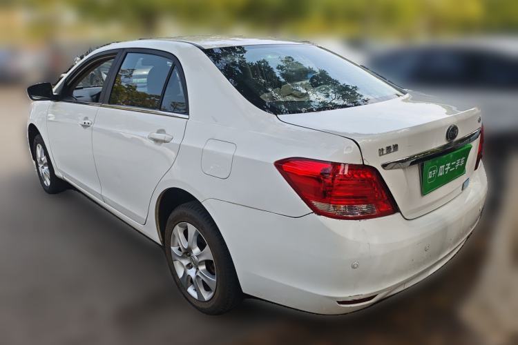 Used BYD e5 2016 300 Luxury Edition
